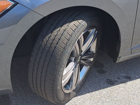 Used 2022 Volkswagen Jetta SE image 29