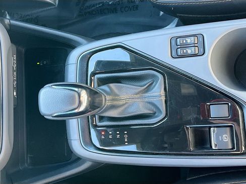 Used 2024 Subaru Crosstrek 2.5i Wilderness AWD/4WD image 17