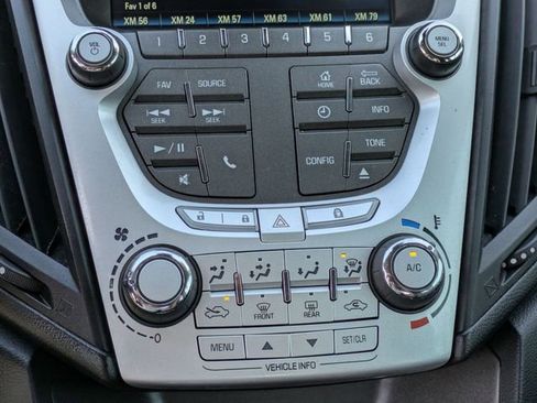 Used 2015 Chevrolet Equinox LT image 21