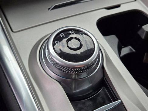 Used 2022 Ford Explorer XLT w/ Equipment Group 202A image 33