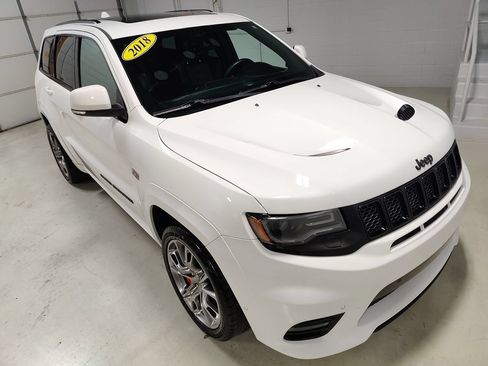 Used 2018 Jeep Grand Cherokee SRT AWD/4WD image 2