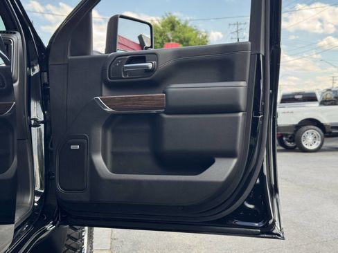 Used 2022 Chevrolet Silverado 3500 High Country w/ Z71 Off-Road Package AWD/4WD image 45