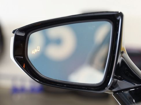 Used 2024 Lexus ES 300h w/ Premium Package image 20