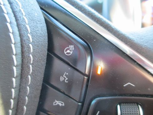 Certified 2022 Chevrolet Corvette Stingray Premium Conv w/ Z51 Performance Package image 21