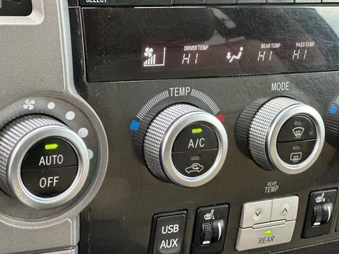 Used 2013 Toyota Sequoia Limited image 29