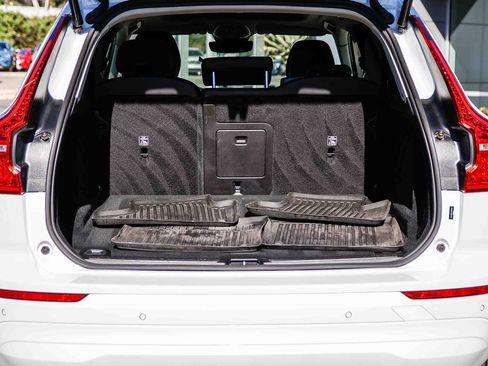 Used 2023 Volvo XC60 B5 Core w/ Climate Package image 30