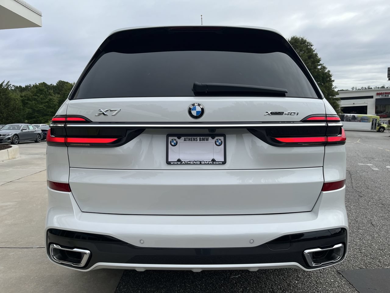 Used 2027 BMW X7 xDrive40i w/ M Sport Package AWD/4WD image 12