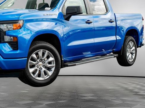 Used 2025 Chevrolet Silverado 1500 Custom RWD image 6