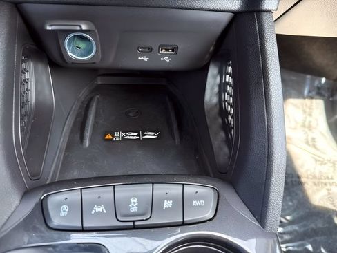 Used 2025 Chevrolet TrailBlazer LT w/ Convenience Package AWD/4WD image 27