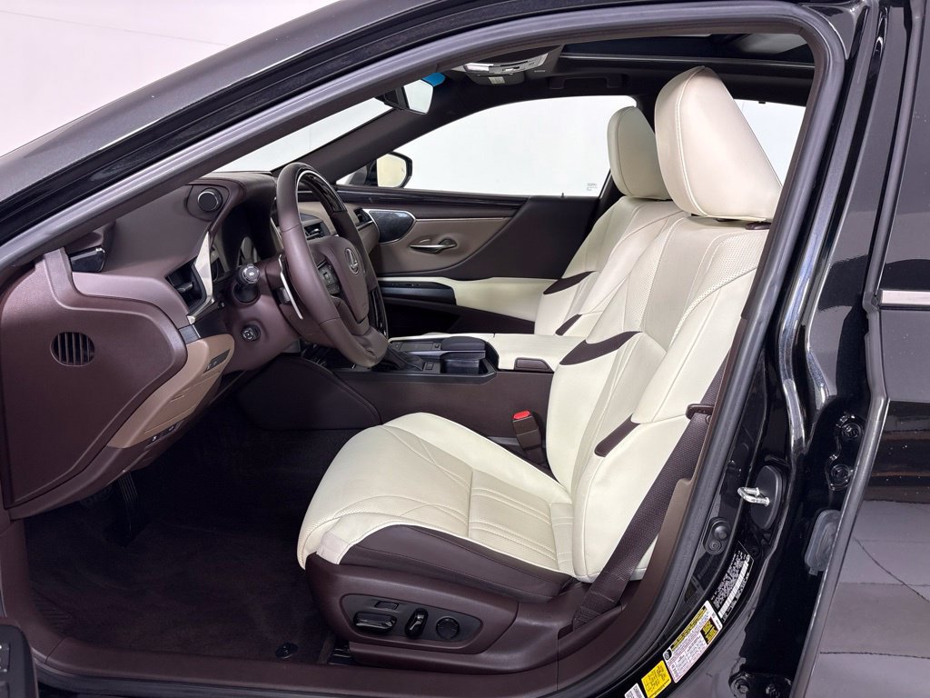 Used 2021 Lexus ES 350 Ultra Luxury w/ Accessory Package 2 FWD image 14