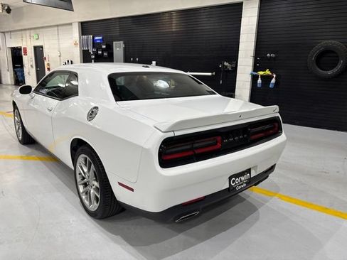 Used 2022 Dodge Challenger GT AWD/4WD image 6
