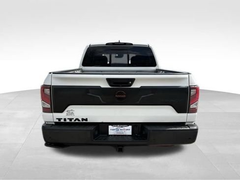 Used 2022 Nissan Titan PRO-4X w/ Pro-4x Utility Package image 10
