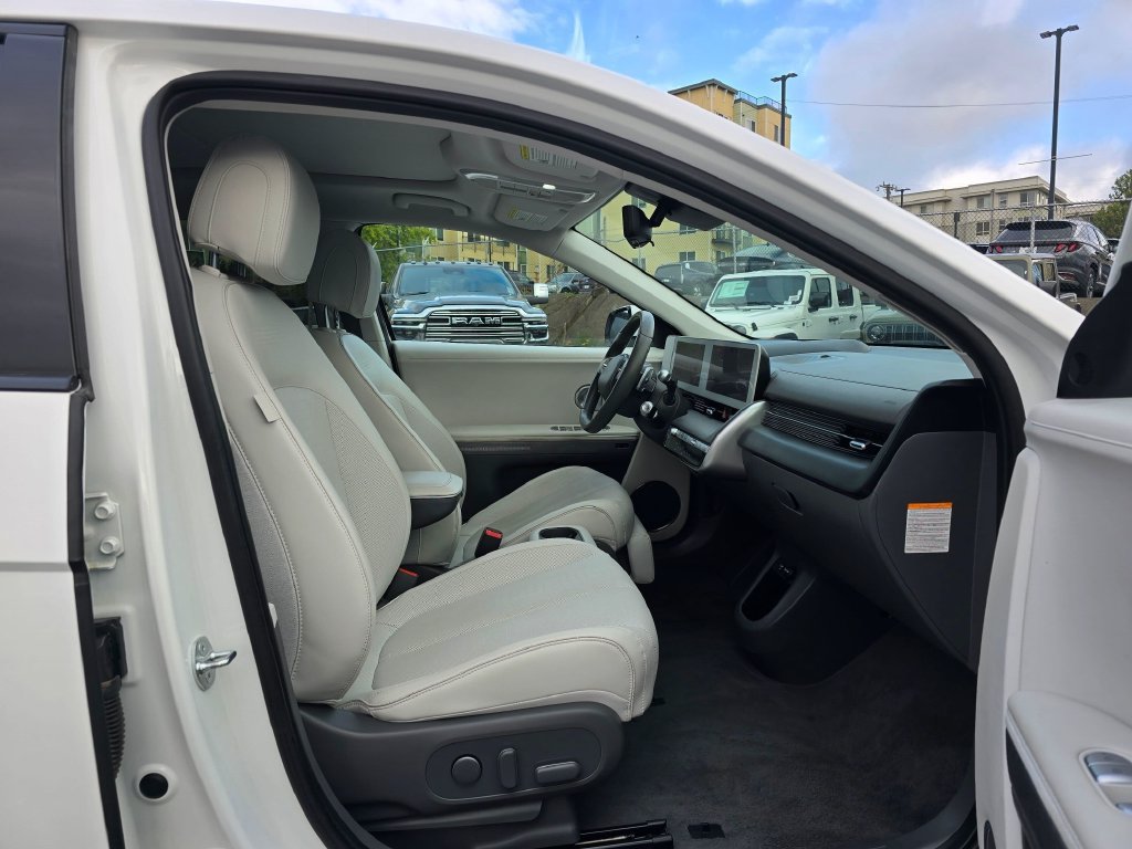Used 2024 Hyundai Ioniq 5 Limited AWD/4WD image 11