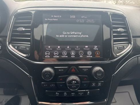 Certified 2020 Jeep Grand Cherokee Limited w/ Trailer Tow Group IV image 12