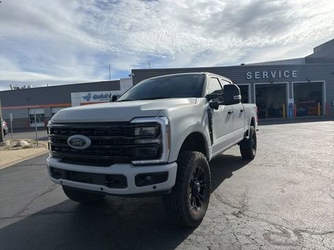Used 2024 Ford F350 Platinum w/ Tremor Off-Road Package AWD/4WD image 13