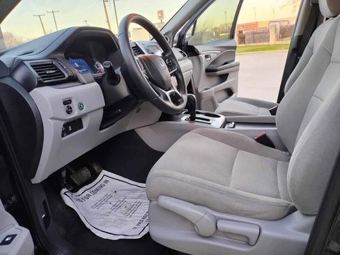 Used 2019 Honda Pilot LX image 22