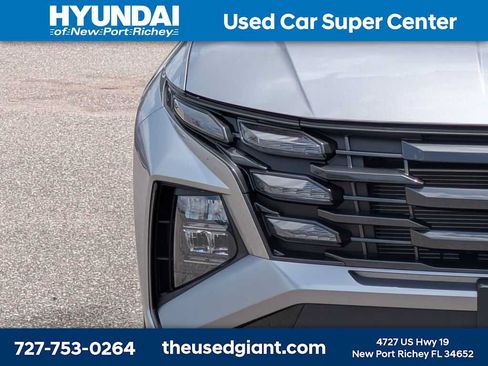 Used 2025 Hyundai Tucson SEL FWD image 9