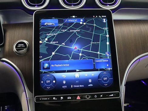 Used 2025 Mercedes-Benz GLC 350e 4MATIC w/ Advanced USB Package image 23