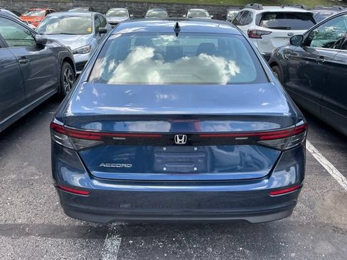 Used 2023 Honda Accord EX image 7