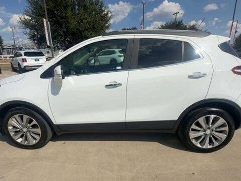 Used 2018 Buick Encore Preferred FWD image 5