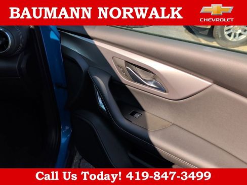 Used 2024 Chevrolet Blazer LT w/ Convenience Package FWD image 14