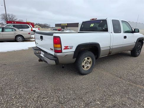Used 1999 GMC Sierra 1500 SLE w/ Convenience Plus Group image 6