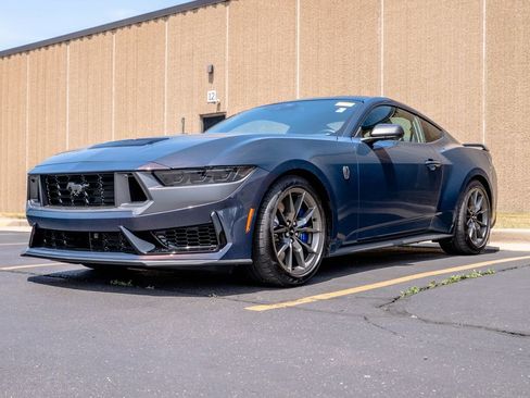 Used 2025 Ford Mustang Dark Horse RWD image 4