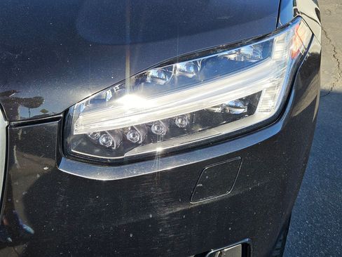 Used 2019 Volvo XC90 T6 R-Design w/ Advanced Package AWD/4WD image 12