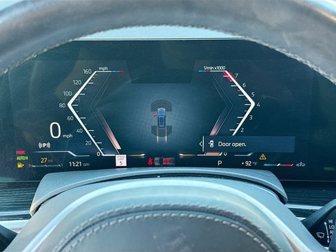 Used 2023 BMW X7 xDrive40i w/ Executive Package image 42