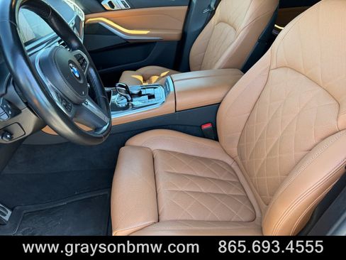 Used 2023 BMW X5 M50i w/ Climate Comfort Package AWD/4WD image 10