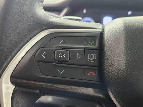 Used 2022 Jeep Grand Cherokee Limited AWD/4WD image 24
