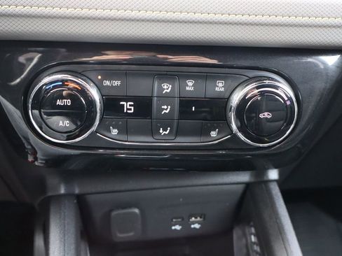 Used 2024 Chevrolet TrailBlazer ACTIV w/ Convenience Package AWD/4WD image 12