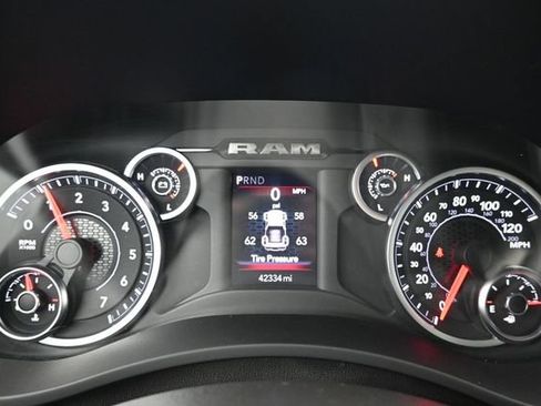 Used 2025 RAM 2500 Big Horn AWD/4WD image 20