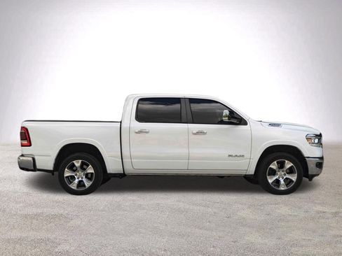 Used 2019 RAM 1500 Laramie AWD/4WD image 10