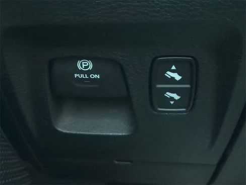 Used 2020 RAM 1500 Laramie image 26