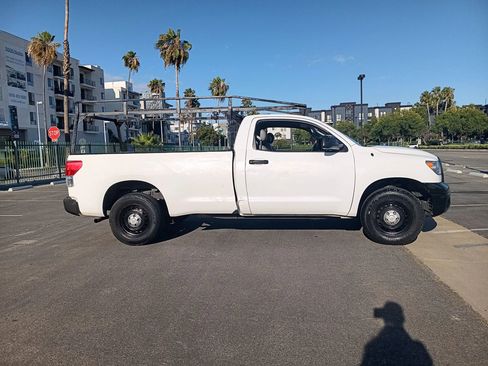 Used 2011 Toyota Tundra 2WD Regular Cab Long Bed image 4