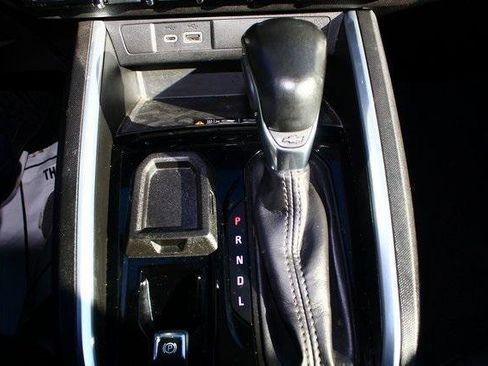 Used 2024 Chevrolet Colorado LT w/ LT Convenience Package III image 19