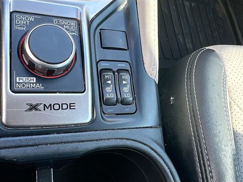 Used 2024 Subaru Forester Limited w/ Convenience Package AWD/4WD image 21