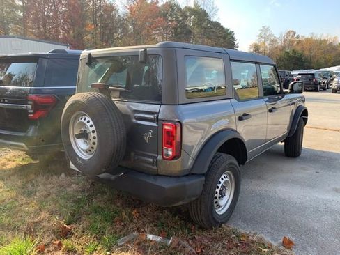 New 2025 Ford Bronco 4-Door image 22