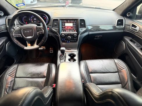 Used 2017 Jeep Grand Cherokee SRT AWD/4WD image 19