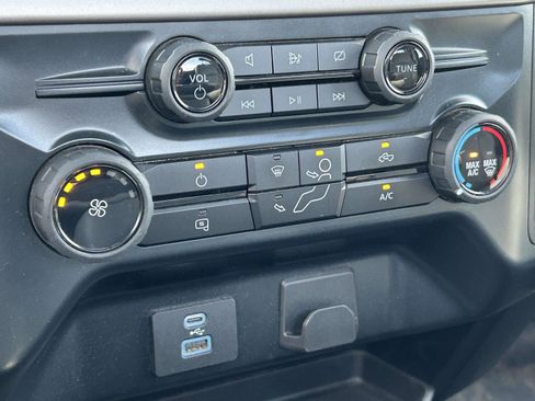 Used 2024 Ford F150 XL RWD image 25
