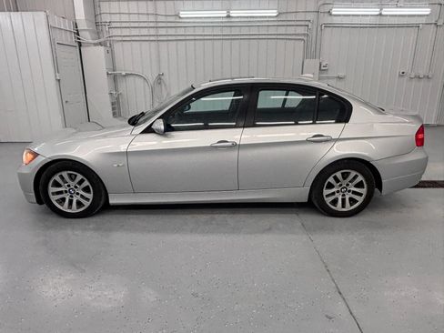 Used 2006 BMW 325xi Sedan AWD/4WD image 2