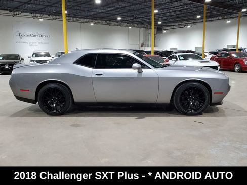 Used 2018 Dodge Challenger SXT Plus RWD image 5