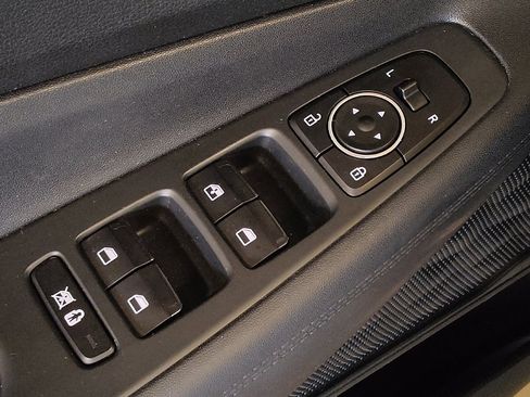 Used 2019 Hyundai Santa Fe SE FWD image 27