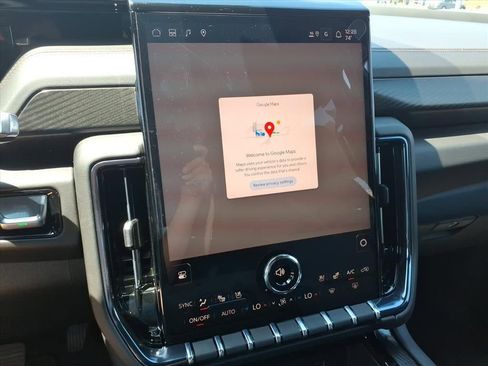 New 2026 GMC Yukon XL AT4 w/ AT4 Premium Plus Package AWD/4WD image 20