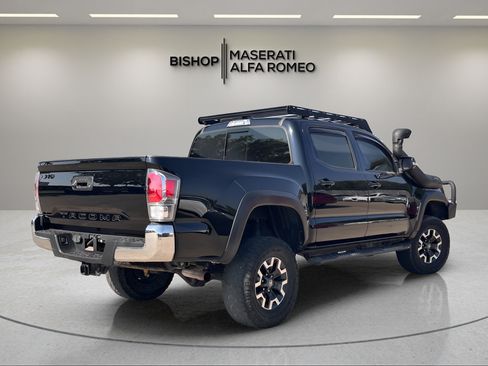 Used 2020 Toyota Tacoma TRD Off-Road AWD/4WD image 4