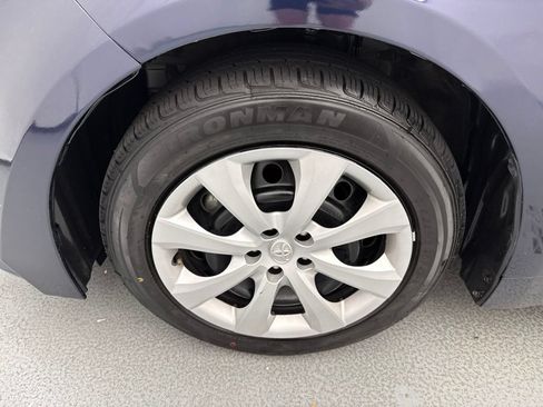 Used 2024 Toyota Corolla LE FWD image 4