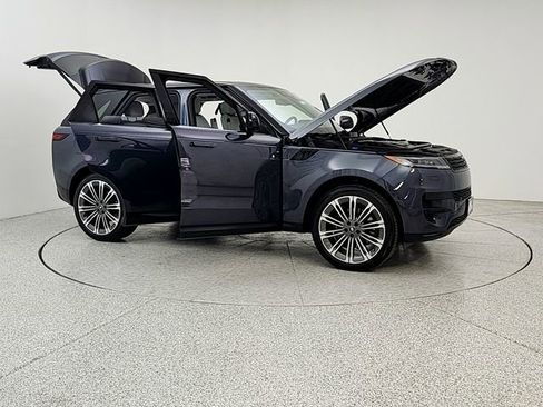 Certified 2024 Land Rover Range Rover Sport SE AWD/4WD image 10