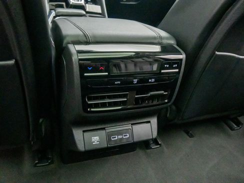 Used 2023 Acura MDX SH-AWD image 20