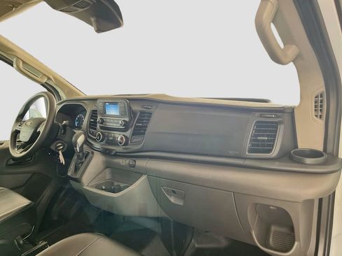 Used 2025 Ford Transit 150 Low Roof RWD image 29